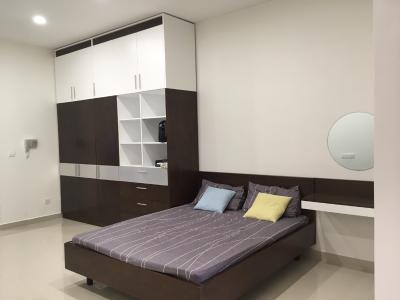 Bên trong officetel Sunrise CityView Office-tel Sunrise CityView đầy đủ nội thất, view thành phố.