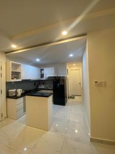 Phòng bếp Terra Royal Quận 3 Căn hộ Terra Royal trung tâm thành phố, view sông Hoàng Sa.