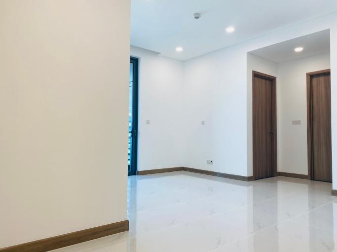 Phòng khách căn hộ Sunwah Pearl, Bình Thạnh Căn hộ Sunwah Pearl cửa hướng Tây Bắc view thoáng mát, nội thất cơ bản.