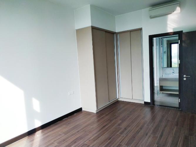 Căn hộ Empire City, Quận 2 Căn hộ Empire City tầng 14 view đón gió mát mẻ, nội thất cơ bản.