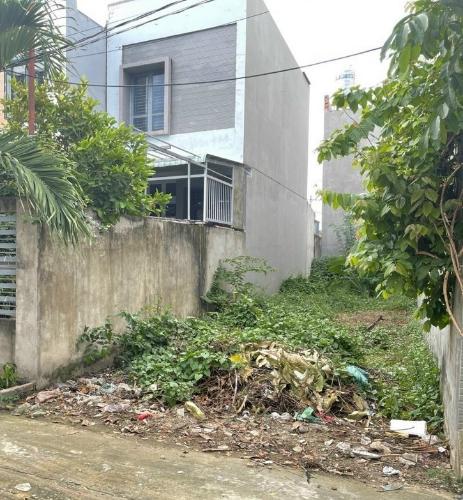 Đất nền Quận 9 Đất nền thổ cư diện tích 102.5m2 hướng Đông mát mẻ, sổ hồng riêng.