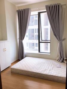 căn hộ La Astoria 1 quận 2 Căn hộ La Astoria tầng thấp, ban công hướng Tây thoáng mát.