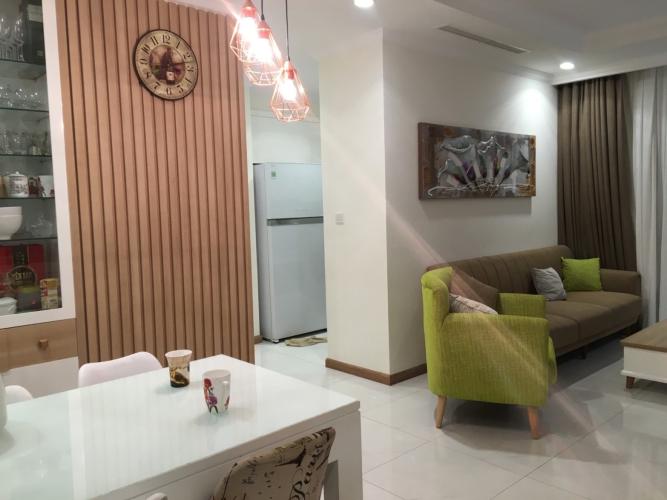 Căn hộ Vinhomes Central Park  Bình Thạnh Căn hộ Vinhomes Central Park tầng 18 nội thất đầy đủ, view thoáng mát