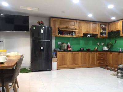 Phòng bếp nhà phố Quận Tân Phú Nhà phố Q.Tân Phú hướng Tây diện tích sử dụng 180m2, đầy đủ nội thất.