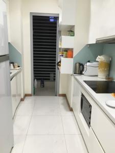 Căn hộ Vinhomes Central Park  Bình Thạnh Căn hộ Vinhomes Central Park tầng 18 nội thất đầy đủ, view thoáng mát