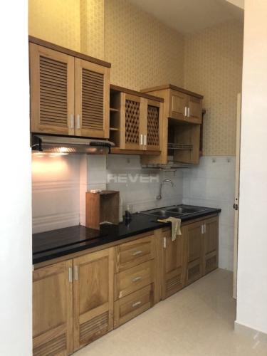 Phòng bếp nhà phố Phan Văn Trị, Bình Thạnh Nhà phố căn góc hướng Đông Nam, gần Đại học Văn Lang.