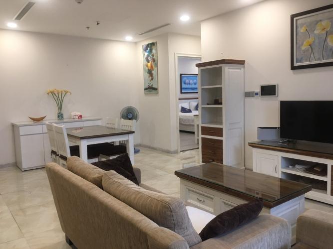 Phòng khách , Căn hộ vinhomes Golden River , Quận 1 Căn hộ Vinhomes Golden River tầng 19 view thoáng mát, đầy đủ nội thất.