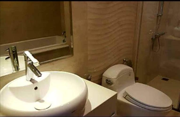 Không gian căn hộ Vinhomes Central Park, Quận Bình Thạnh Căn hộ cao cấp Vinhomes Central Park có 3 phòng ngủ, đầy đủ nội thất.