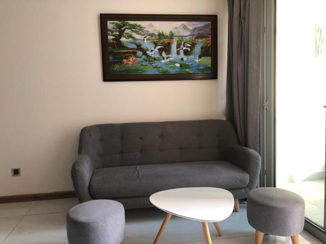 Phòng khách căn hộ Vinhomes Central Park, Quận Bình Thạnh Căn hộ Vinhomes Central Park tầng 15, đầy đủ nội thất.