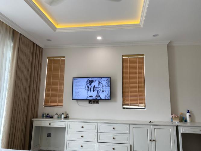 Phòng khách nhà phố Huyện Nhà Bè Nhà phố hướng Đông Nam diện tích 126m2, bàn giao đầy đủ nội thất.