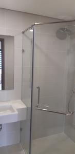 Phòng tắm Eco Green Saigon, Quận 7 Căn Hộ EcoGreen Saigon nội thất cơ bản , view thoáng