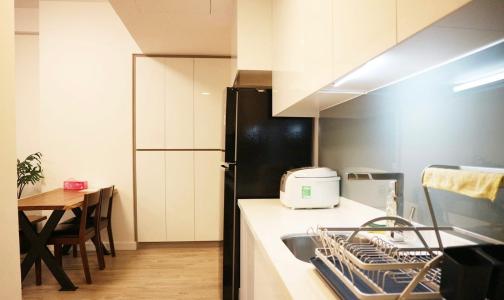 bếp căn hộ Gateway Thảo Điền Căn hộ Gateway Thảo Điền đón view nội khu, đầy đủ nội thất.