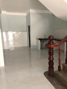 Phòng bếp nhà phố Bình Tân Nhà phố Bình Tân hướng Đông Nam diện tích 55m2, khu vực dân cư an ninh.