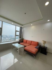 Phòng khách La Casa, Quận 7 Căn hộ La Casa hướng Đông Nam, view sông tuyệt đẹp.