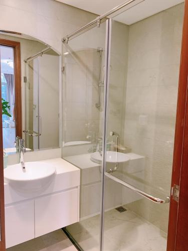 Căn hộ Vinhomes Central Park, Quận Bình Thạnh Căn hộ cao cấp Vinhomes Central Park tầng 20, nội thất cơ bản.