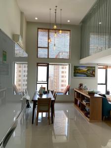 căn hộ La Astoria  quận 2 Căn hộ La Astoria tầng trung, ban công hướng Đông.