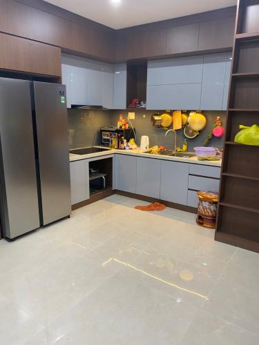 phòng bếp căn hộ sunrise riverside Bán căn hộ tầng cao Sunrise Riverside đầy đủ nội thất, dọn vào ở ngay.