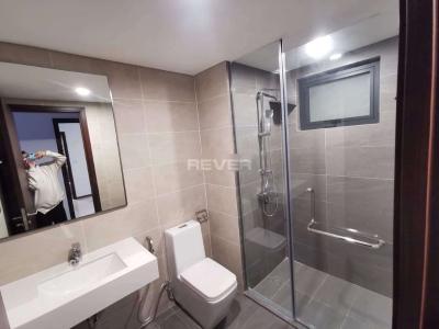 Phòng tắm căn hộ One Verandah, Quận 2 Căn hộ One Verandah tầng 17 view đón gió, nội thất cơ bản.