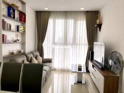 Phòng khách căn hộ The Golden Star, Quận 7 Căn hộ The Golden Star view thành phố thoáng mát, cửa hướng Đông Bắc.