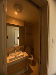 Phòng tắm căn hộ New City Thủ Thiêm, Quận 2 Căn hộ tầng trung New City Thủ Thiêm nội thất đầy đủ, view sông.