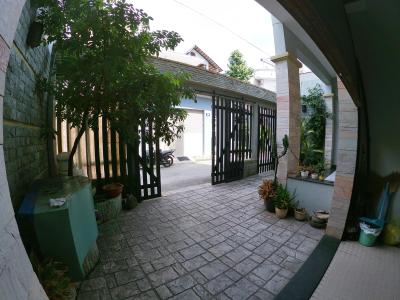 Nhà phố Đông Hưng Thuận 2, Quận 12 Nhà phố hẻm xe hơi, có gara xe hơi, thiết kế giếng trời.