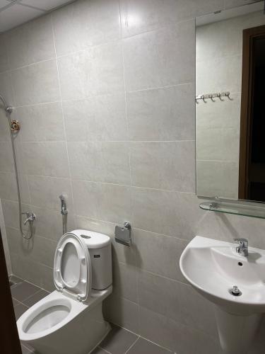 Phòng tắm căn hộ B2 Trường Sa, Bình Thạnh Căn hộ B2 Trường Sa view hướng Đông Nam thoáng mát.