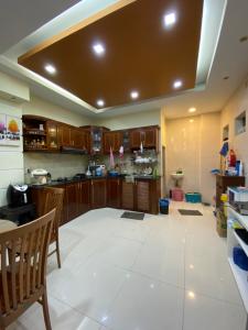 Phòng bếp nhà phố Hiệp Bình Phước, Thủ Đức Nhà phố hướng Tây Bắc, sân thượng rộng, khu dân cư an ninh.