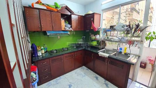 Phòng bếp Nhà ở cán bộ Quận khu 7, Quận 12 Căn hộ nhà ở cán bộ Quân khu 7 tầng 12 hướng Nam, đầy đủ nội thất.