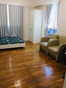 Phòng ngủ The Manor Quận Bình Thạnh Căn hộ The Manor nội thất đầy đủ, hướng Đông.