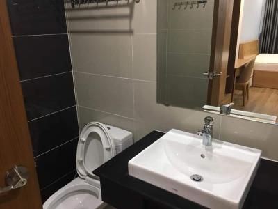 Nhà vệ sinh Bán căn hộ Sunrise Riverside thuộc tầng trung, diện tích 93m2