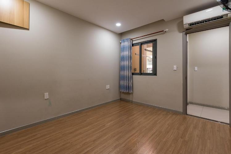 Phòng ngủ The Gold View, Quận 4 Căn hộ The Gold View nội thất cơ bản, đón view hồ bơi yên tĩnh.