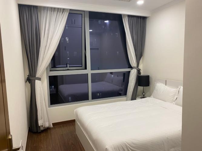 phòng ngủ căn hộ Vinhomes Central Park Căn hộ tầng 33 Vinhomes Central Park bàn giao nội thất đầy đủ