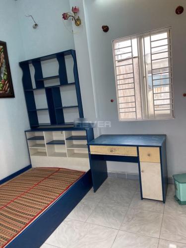 Phòng ngủ nhà phố Huỳnh Tấn Phát, Quận 7 Nhà phố hướng Đông, hẻm bê tông sạch sẽ, khu dân cư an ninh.