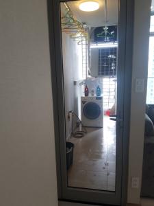 Căn hộ Vinhomes Central Park, Quận Bình Thạnh Căn hộ Vinhomes Central Park cửa hướng Đông, đầy đủ nội thất hiện đại.