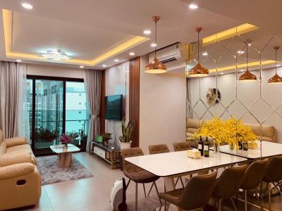 Phòng khách Feliz En Vista Quận 2 Căn hộ Feliz En Vista nội thất đầy đủ, view nội khu.