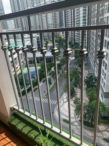 View Vinhomes Central Park Căn hộ Vinhomes Central Park ban công hướng Đông Bắc.