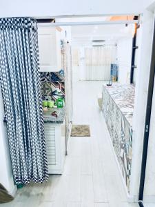 Phòng bếp căn hộ chung cư Nguyễn Thiện Thuật, Quận 3 Căn hộ chung cư Nguyễn Thiện Thuật hướng Tây Nam, view thành phố.