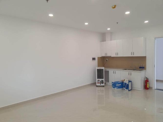 Phòng khách căn hộ Saigon Mia Bán căn hộ Saigon Mia tầng thấp, diện tích 46m2 - 1 phòng ngủ, nội thất cơ bản.