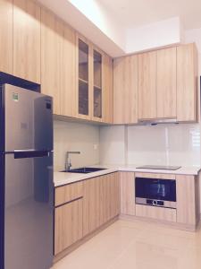 Nhà bếp căn hộ 1PN The Sun Avenue Căn hộ The Sun Avenue tầng trung, đón view nội khu.