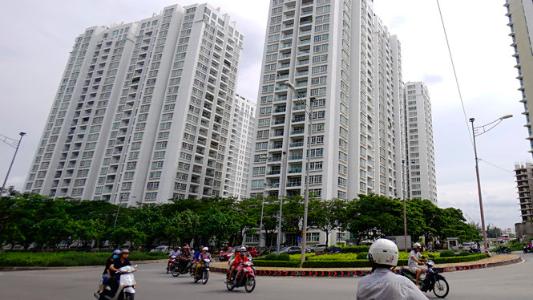 New Saigon  Căn hộ chung cư New Sài  Gòn view thành phố, đầy đủ nội thất.