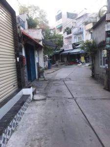 Hẻm nhà phố Bình Tân Nhà phố Bình Tân hướng Đông Nam diện tích 55m2, khu vực dân cư an ninh.