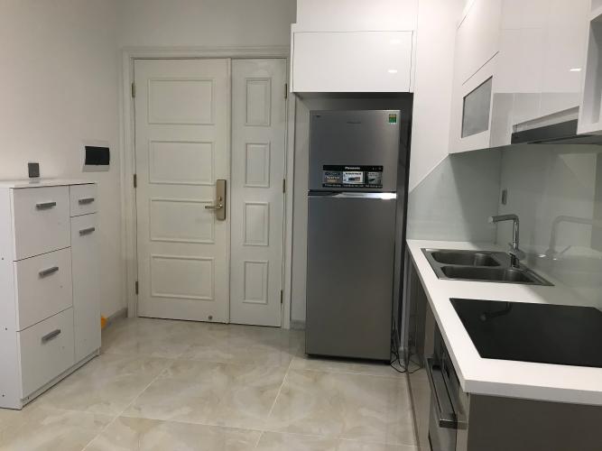 Phòng bếp căn hộ Vinhomes Golden River , Quận 1 Căn hộ Vinhomes Golden River đầy đủ nội thất, view thoáng mát.