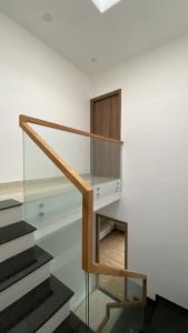 Không gian nhà phố Quận 9 Nhà phố KDC Mega Residence Quận 9 hướng Đông, đầy đủ nội thất.