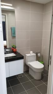 Phòng tắm Diamond Lotus, Quận 8 Căn hộ Diamond Lotus tầng trung, đầy đủ nội thất.