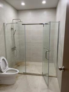 căn hộ La Astoria quận 2 Căn hộ La Astoria tầng cao, ban công hướng Tây đón view thành phố.