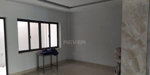 Không gian mặt bằng kinh doanh quận Thủ Đức Mặt bằng kinh doanh hướng Nam đường nhà lộ giới 25m, nội thất cơ bản.