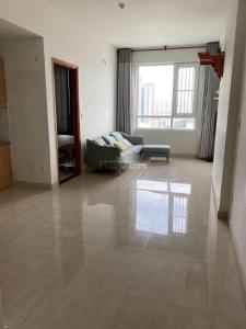 Phòng khách căn hộ The CBD Premium Home, Quận 2 Căn hộ tầng 14 The CBD Premium Home cửa hướng Đông, view thoáng mát.