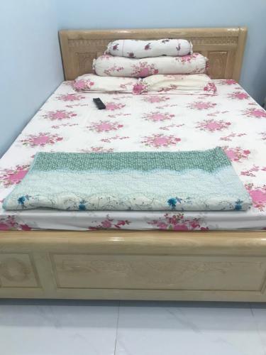 nhà phố Bình Thạnh Bán nhà phố 3 tầng nội thất cơ bản, hẻm xe máy đường Lê Quang Định