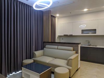 Phòng khách căn hộ Vinhomes Golden River Cho thuê căn hộ Vinhomes Golden River 2PN, tháp The Aqua 3, diện tích 78m2, đầy đủ nội thất