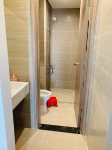 Phòng tắm Vinhomes Grand Park, Quận 9 Căn hộ Vinhomes Grand Park nội thất đầy đủ, hướng Tây Nam.